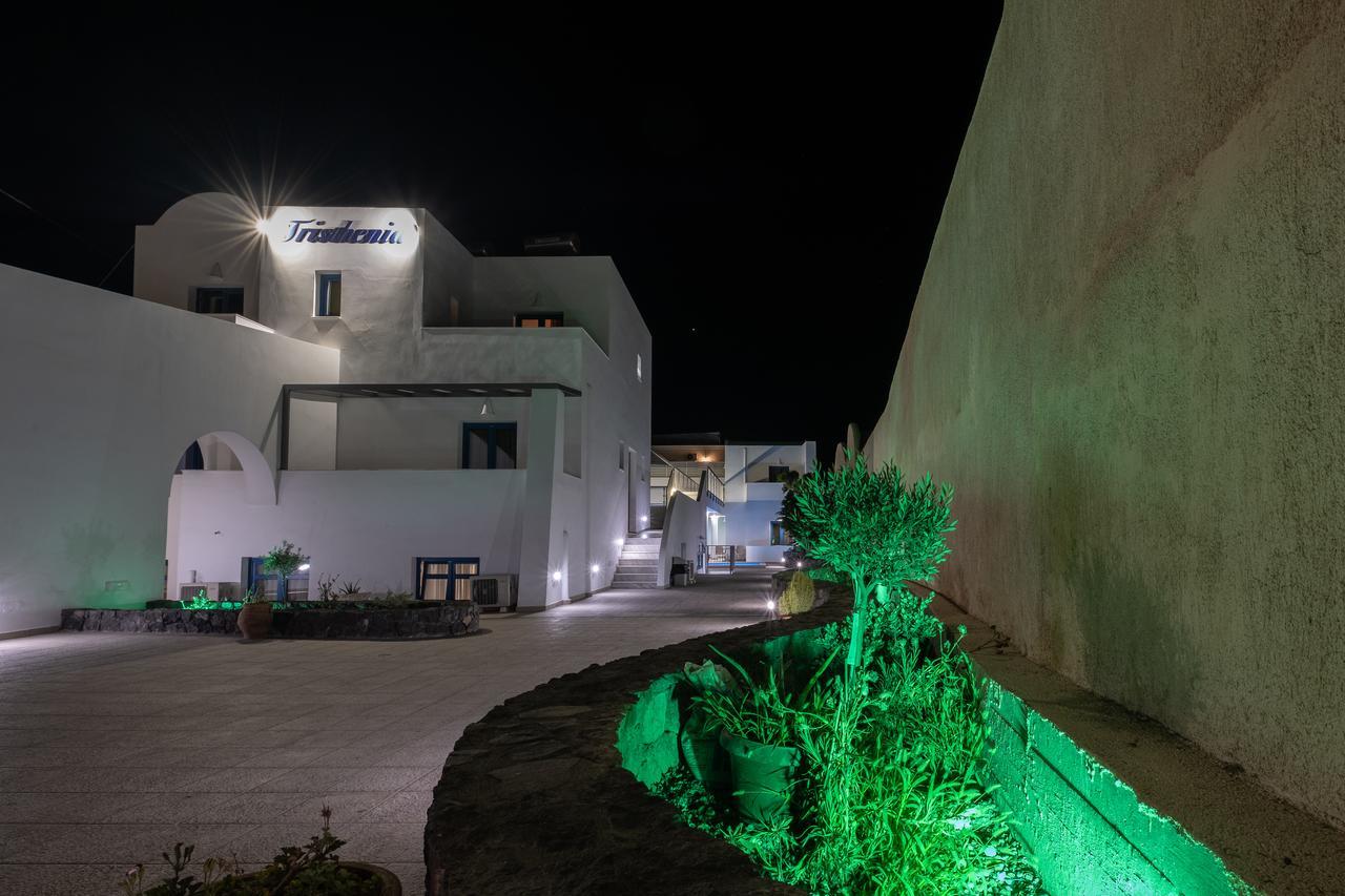 Tristhenia Aparthotel Perísza Kültér fotó