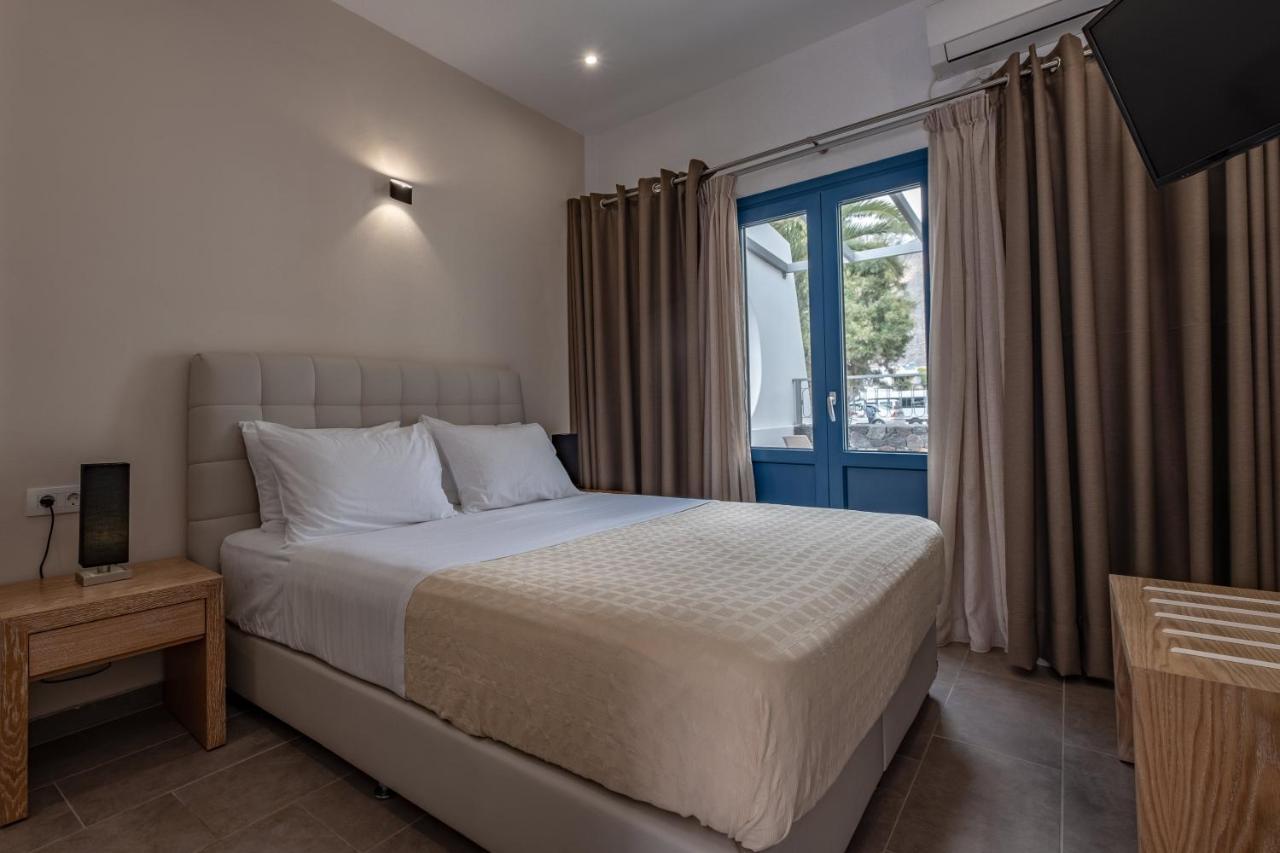 Tristhenia Aparthotel Perísza Kültér fotó