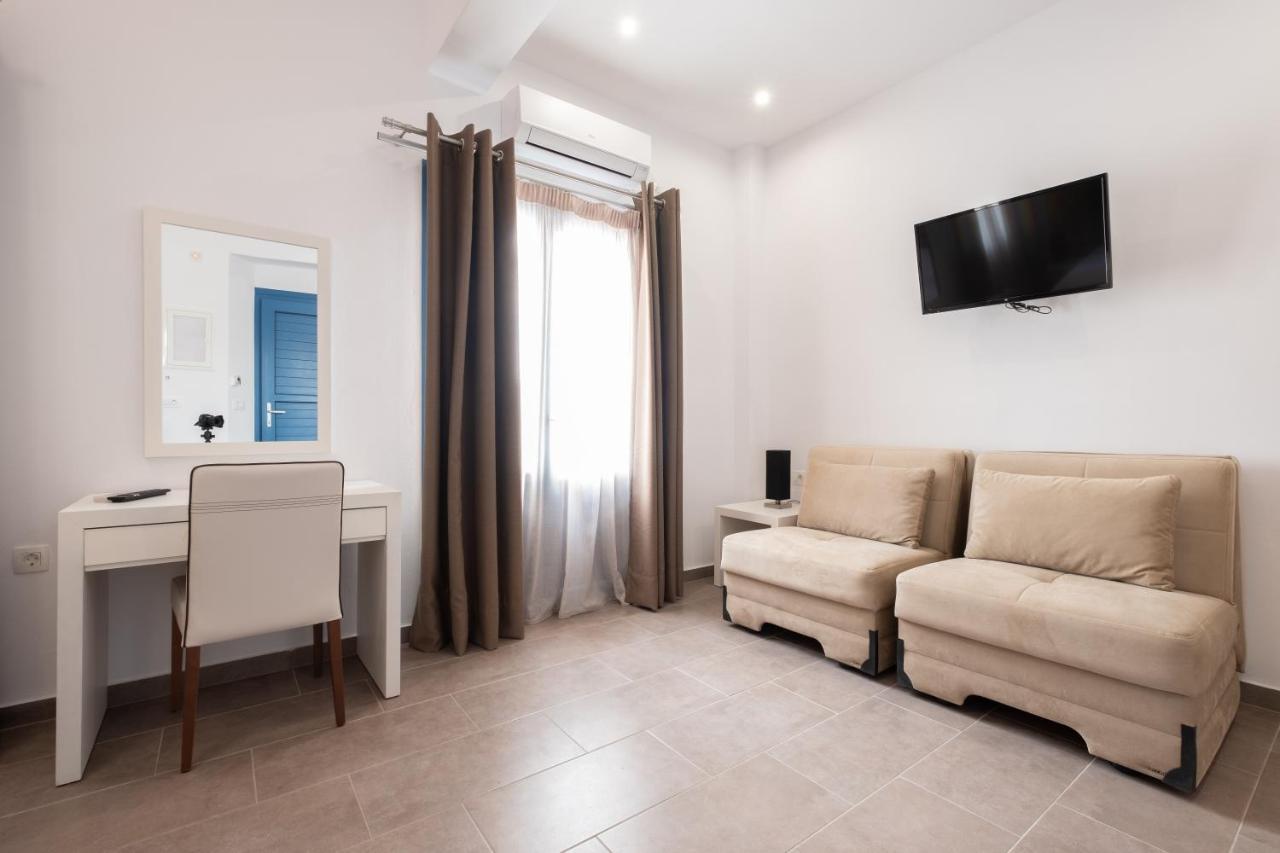 Tristhenia Aparthotel Perísza Kültér fotó